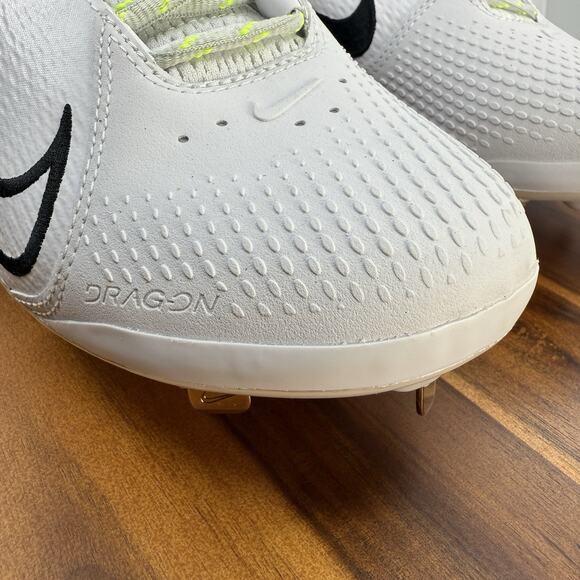 Nike Hyperdiamond 4 Elite Womens Size 9.5 Softball Cleats White Metal React NEW - Picture 6 of 13